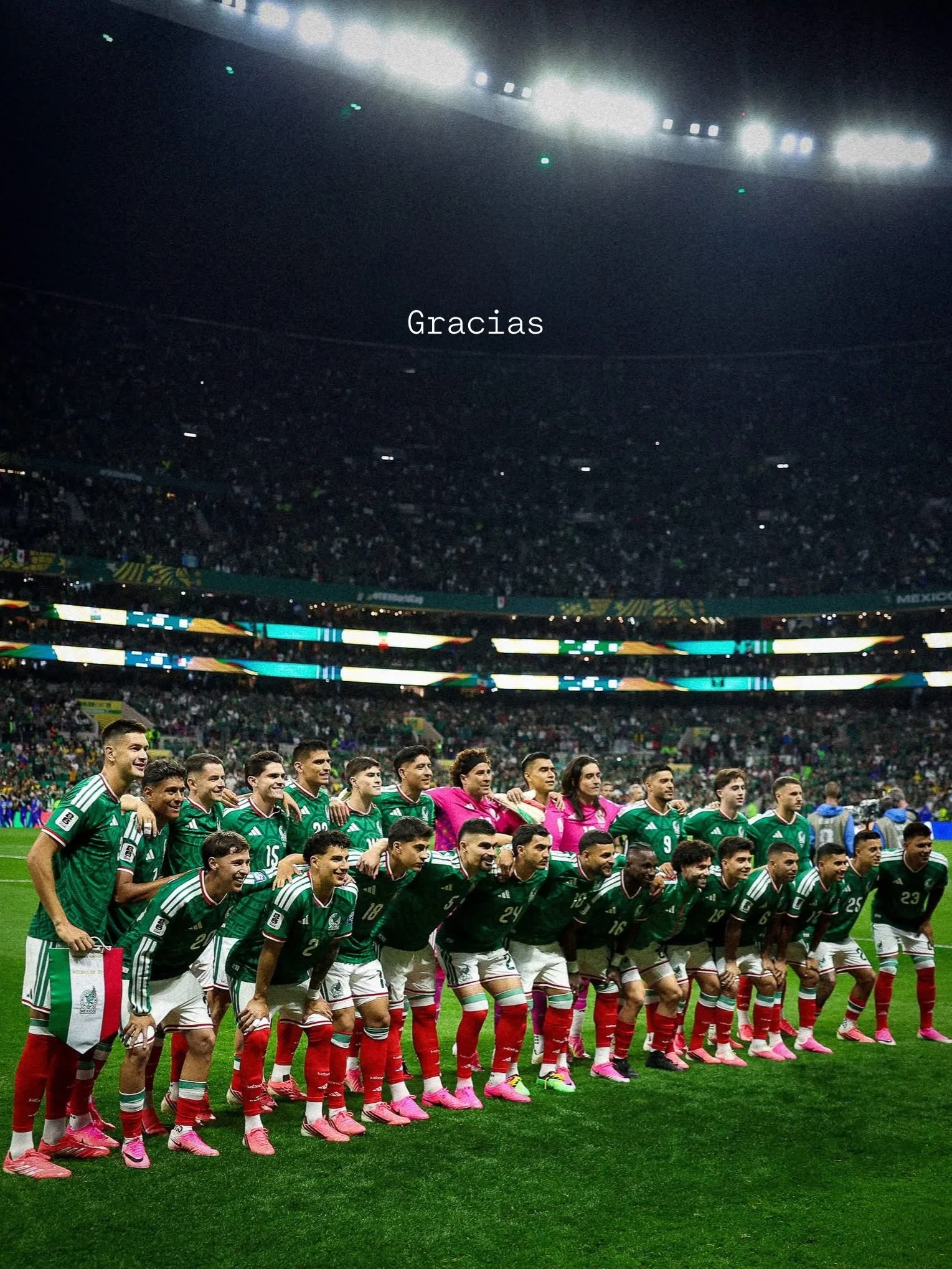 Muchachos de @miseleccionmx , qu&eacute; manera tan chingona de hacer so&ntilde;ar a todo un pa&iacute;s.

Gracias por dar la cara por M&eacute;xico, por romperse la madre en cada partido y por representar de una manera tan cabrona.
No s&eacute; si d