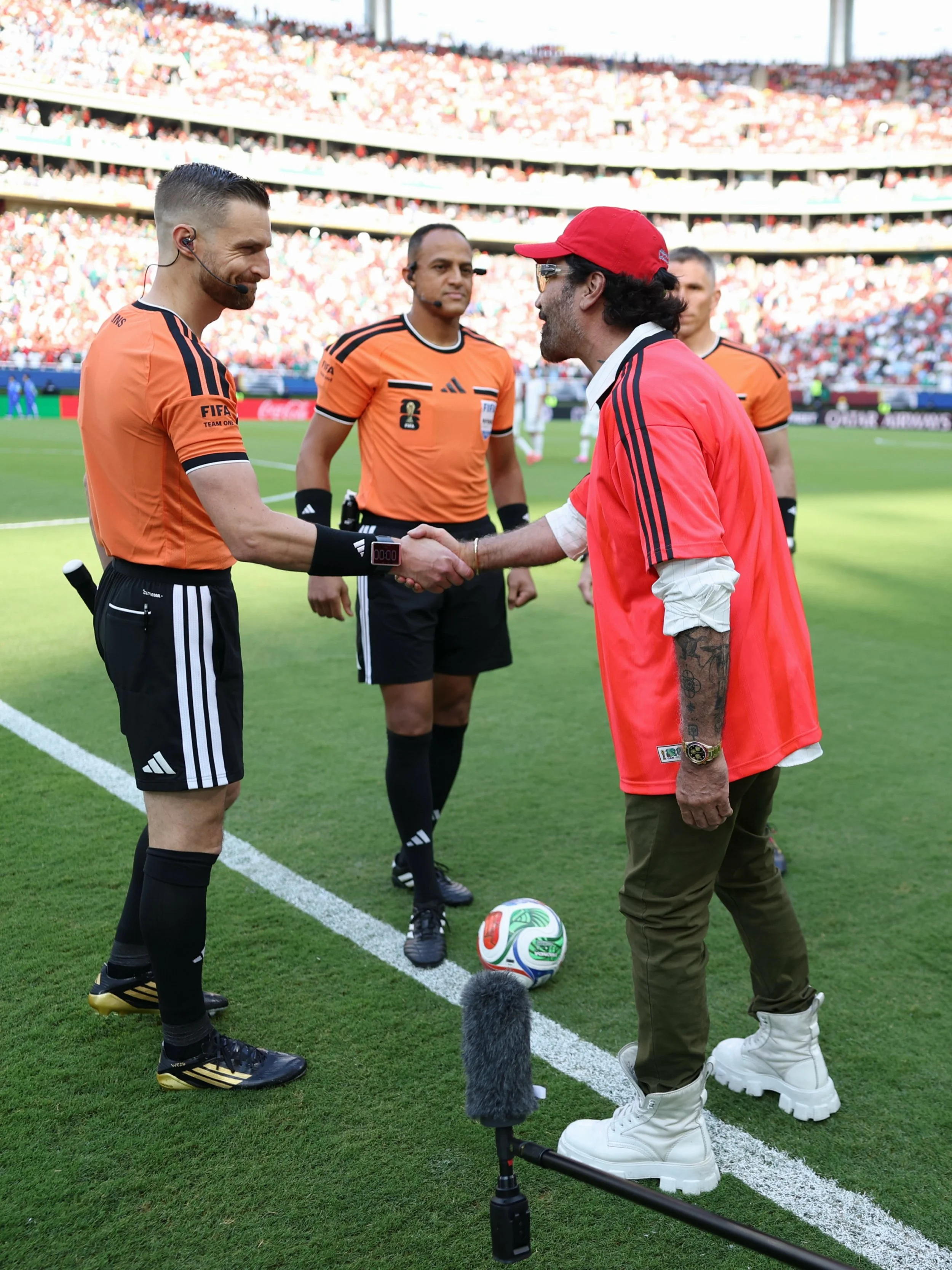 Un poco de lo que me toc&oacute; vivir ayer en el Coin Toss de Coca-Cola, antes del Espa&ntilde;a vs. Uruguay ⚽️ #SintamosJuntos @cocacolamx