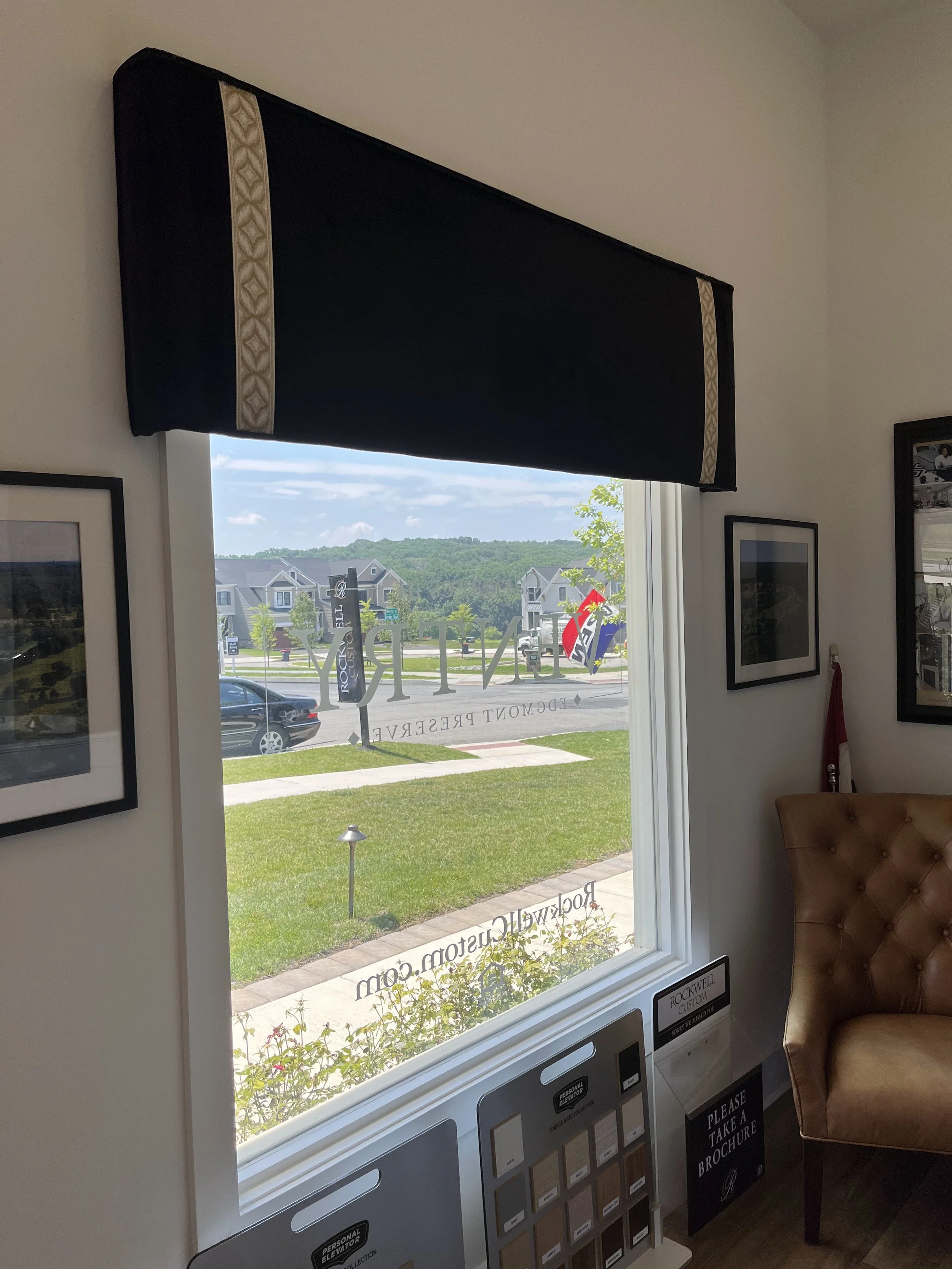What is the difference between a valance and a cornice? — Custom Window