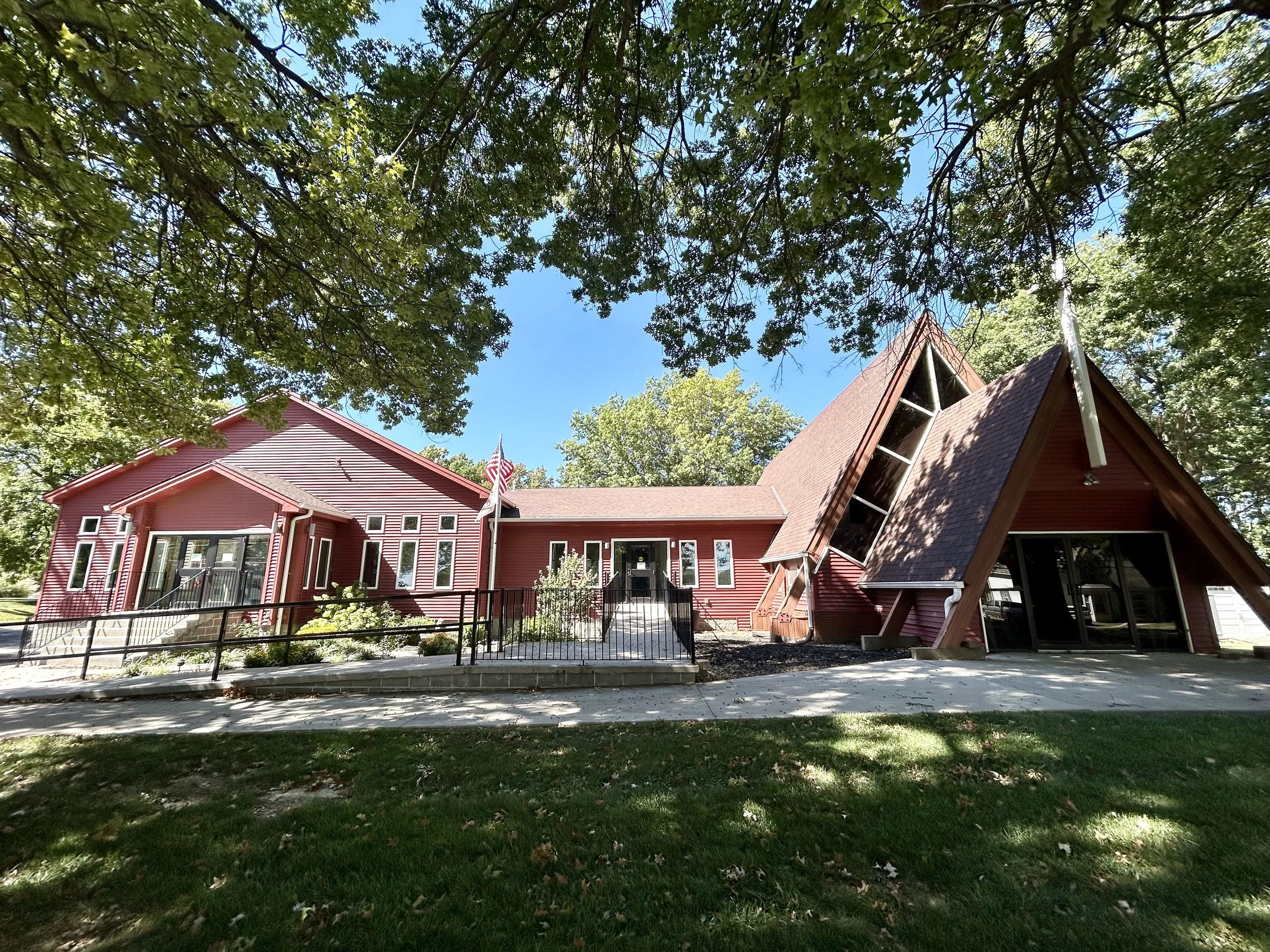 Church exterior pic2.jpeg