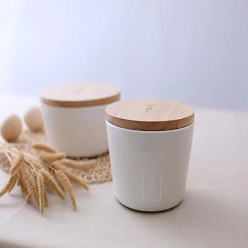 2 Ceramic Bowls with Wood Lid