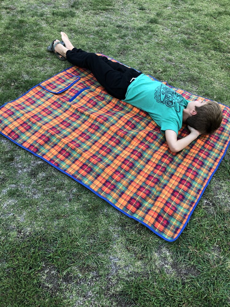 AES PicNic Blanket Academy Enriched Sciences
