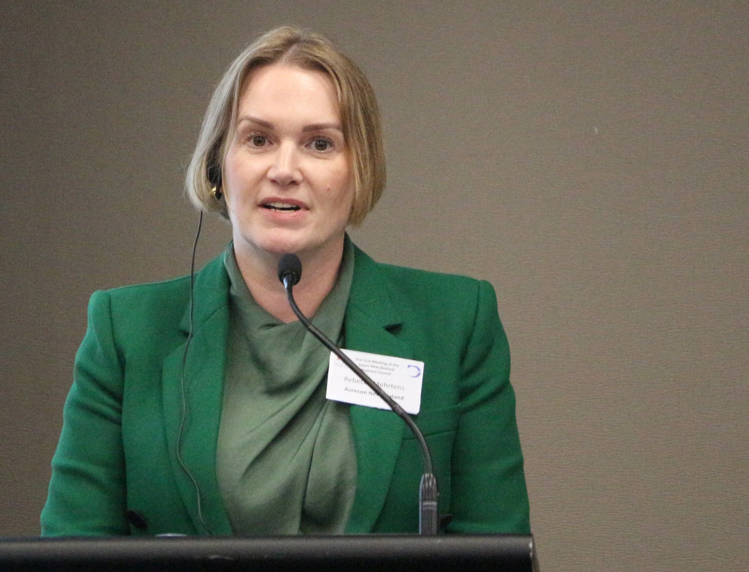 Rebecca Mehrtens.jpg