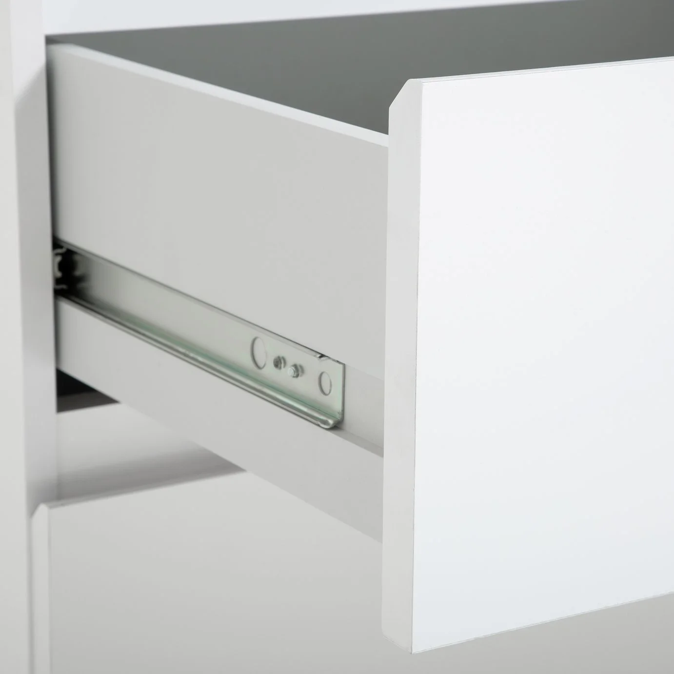 Argos Home Jenson 3 Door 4 Drawer Wardrobe - Matte White 17570681_4.jpg