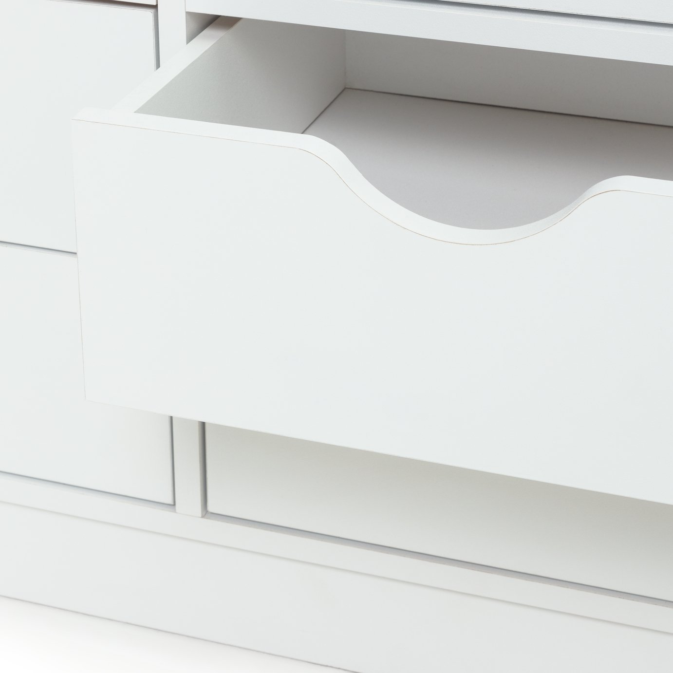 Habitat Kids Pagnell 3 Door 4 Drawer Wardrobe - White 16058788_8.jpg