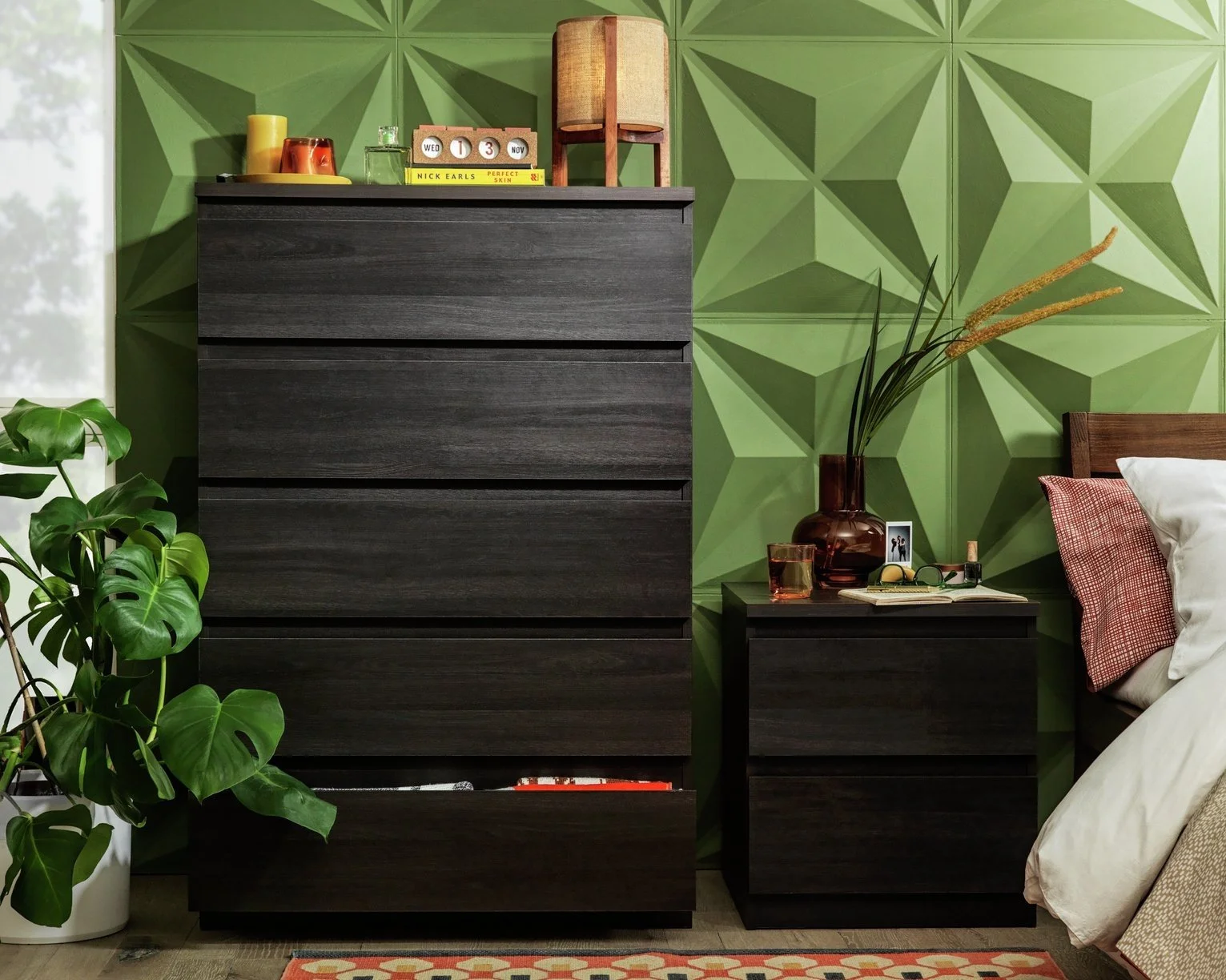 Argos Home Jenson 5 Drawer Chest - Black 17571082_7.jpg