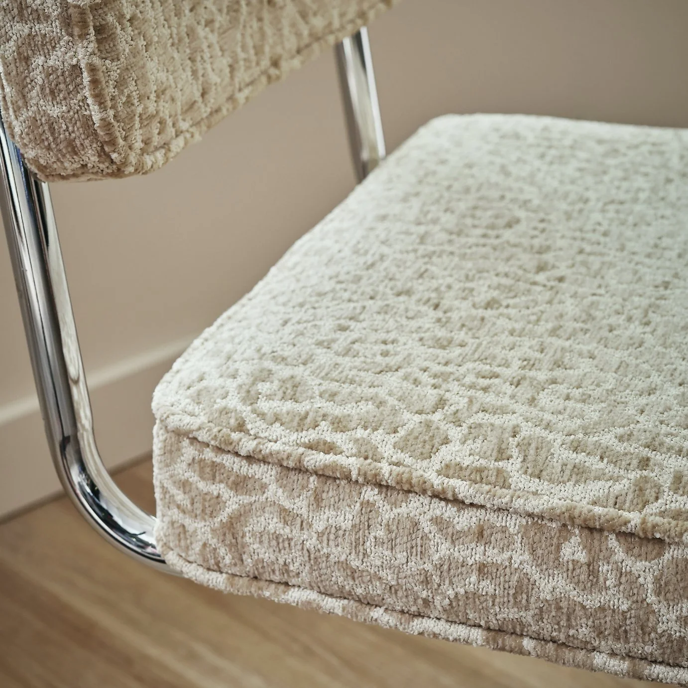 Habitat Enzu Metal Dining Chair - Leopard 17617506_6.jpg