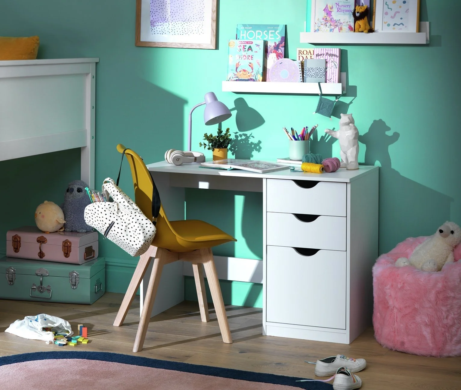 Habitat Kids Pagnell 3 Drawers Desk - White 16069447.jpg