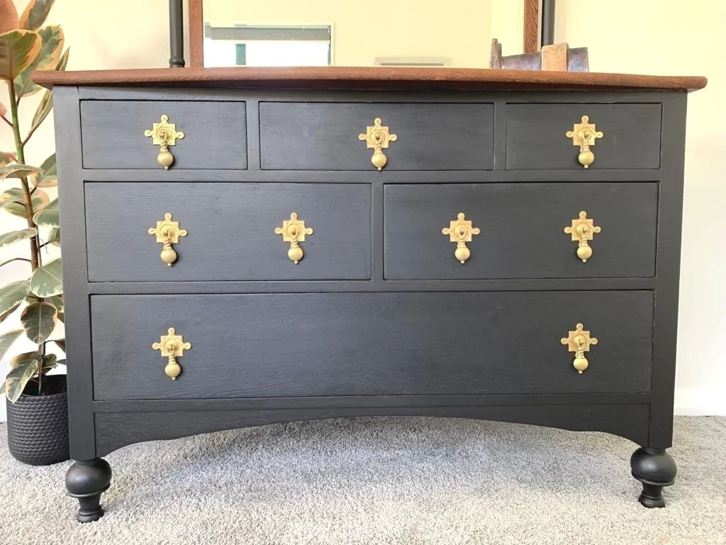 Oak+Dresser+4.jpg