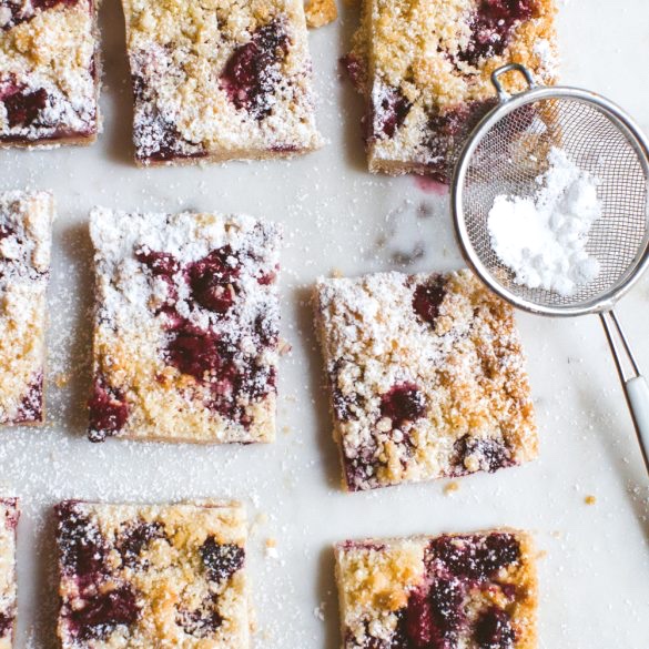 Raspberry Crumble Bars
