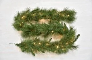 9 ft Pre Lit Long Needle Pine Small.jpeg