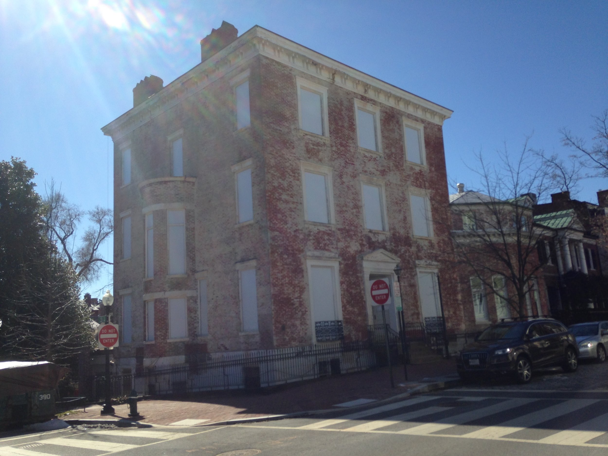  PRIVATE RESIDENCE, GEORGETOWN (DURING RESTORATION) 