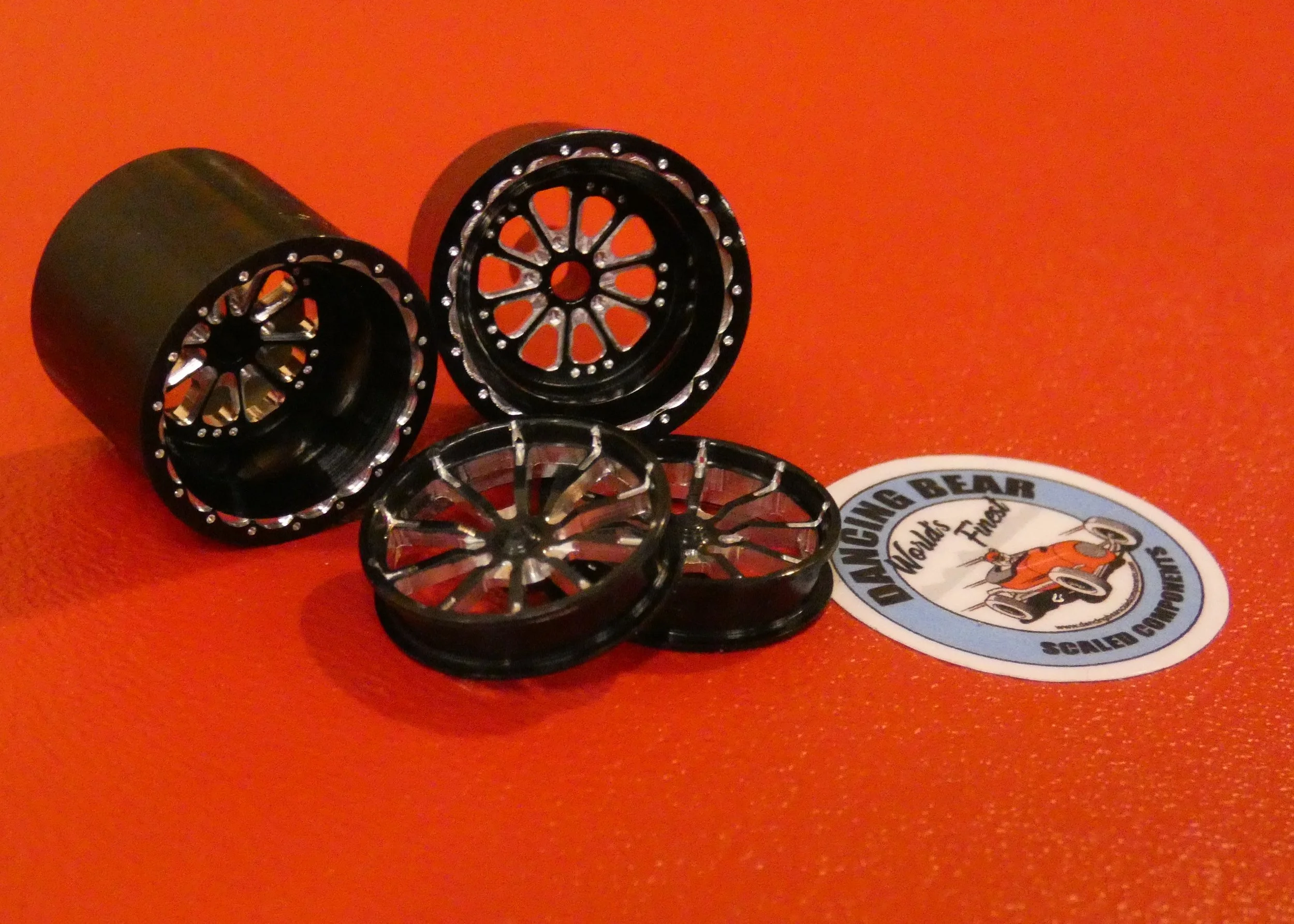 1/25th scale Exiles with rim accents