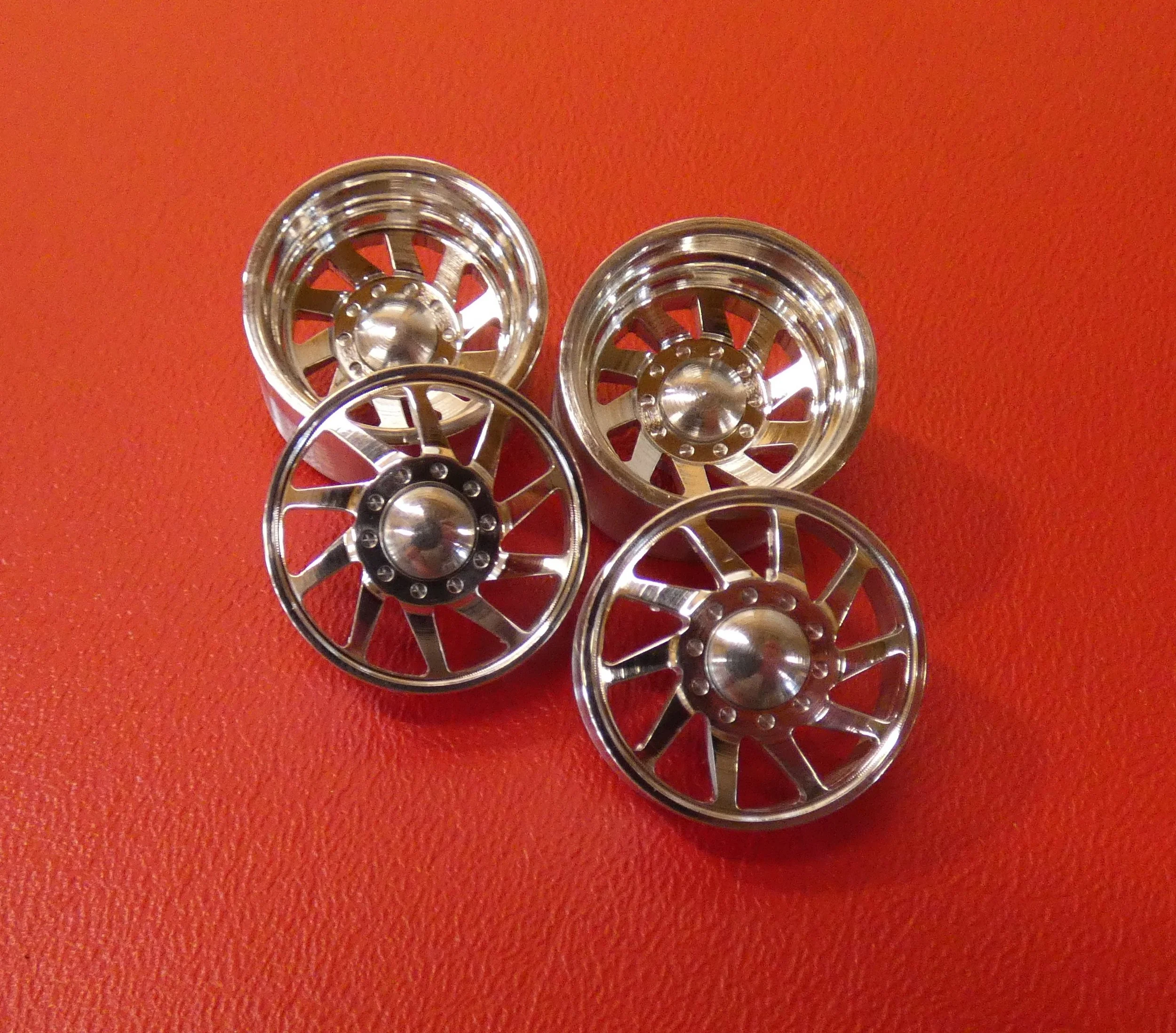 Directional Truck wheels 24 fronts 24x.500" polished slot car wheels