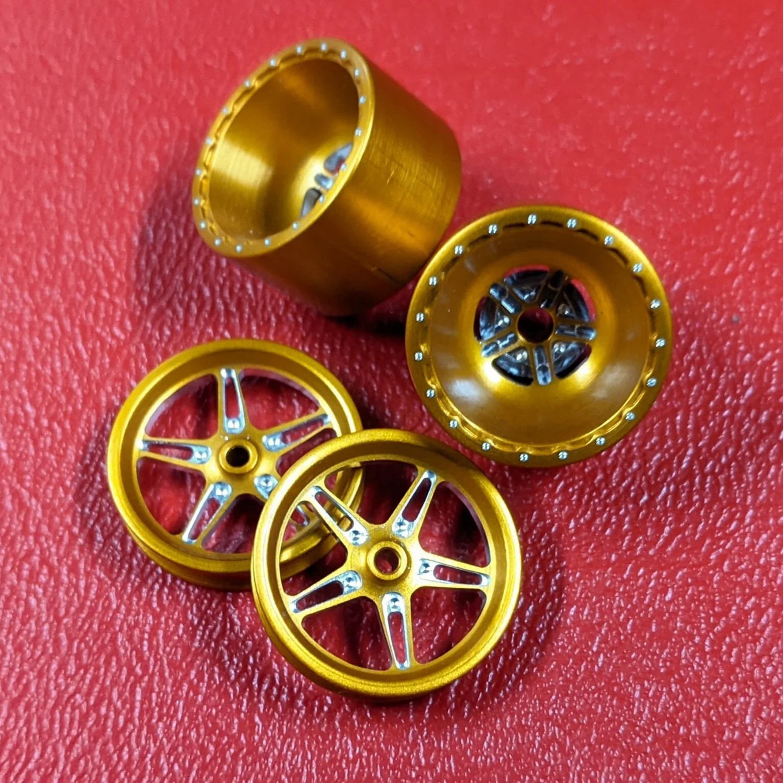 gold+racestar.jpg