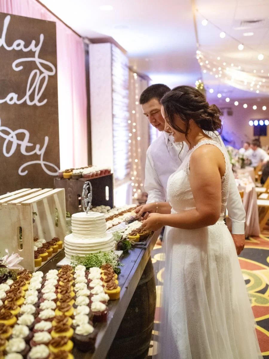 abbie colton professional wedding design 2.jpg