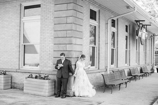 Sweet, kind, and so in love each other, Sydney and Jacob have a love that is matched by their bond over teaching and music. They officially started dating on St. Patrick's day (big fans of that 🍀) and had a charming wedding at the Billings Depot las