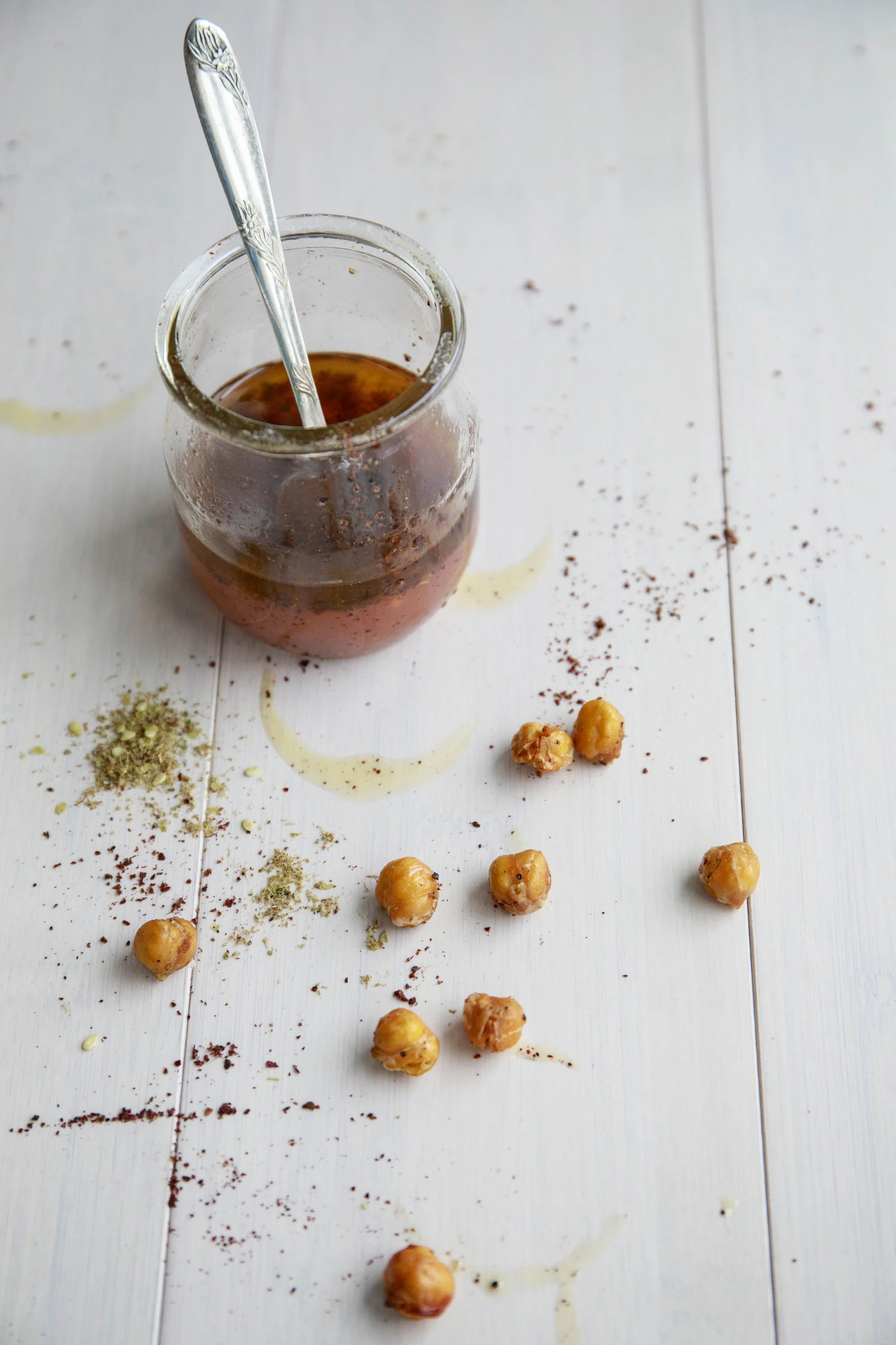 dressingandchickpeas.jpg