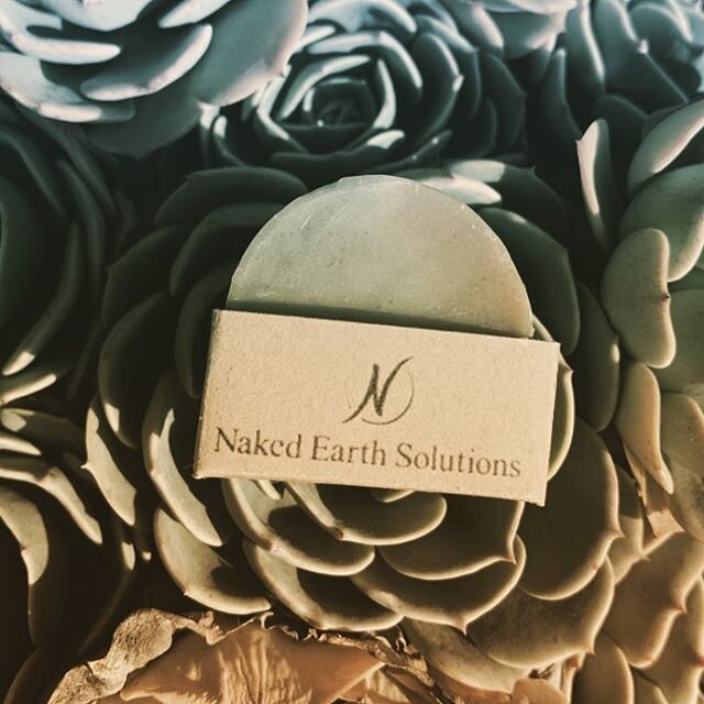 Our mini soap bars are perfect for Airbnb&rsquo;s, Bnb, spa&rsquo;s and resorts. To order a box of these beauties visit our website. www.nakedearthsolutions.com 
#nakedearthsolution #nakedearth #ecofriendly #eco #ecoluxury #airbnb #bnb #spa #resort #