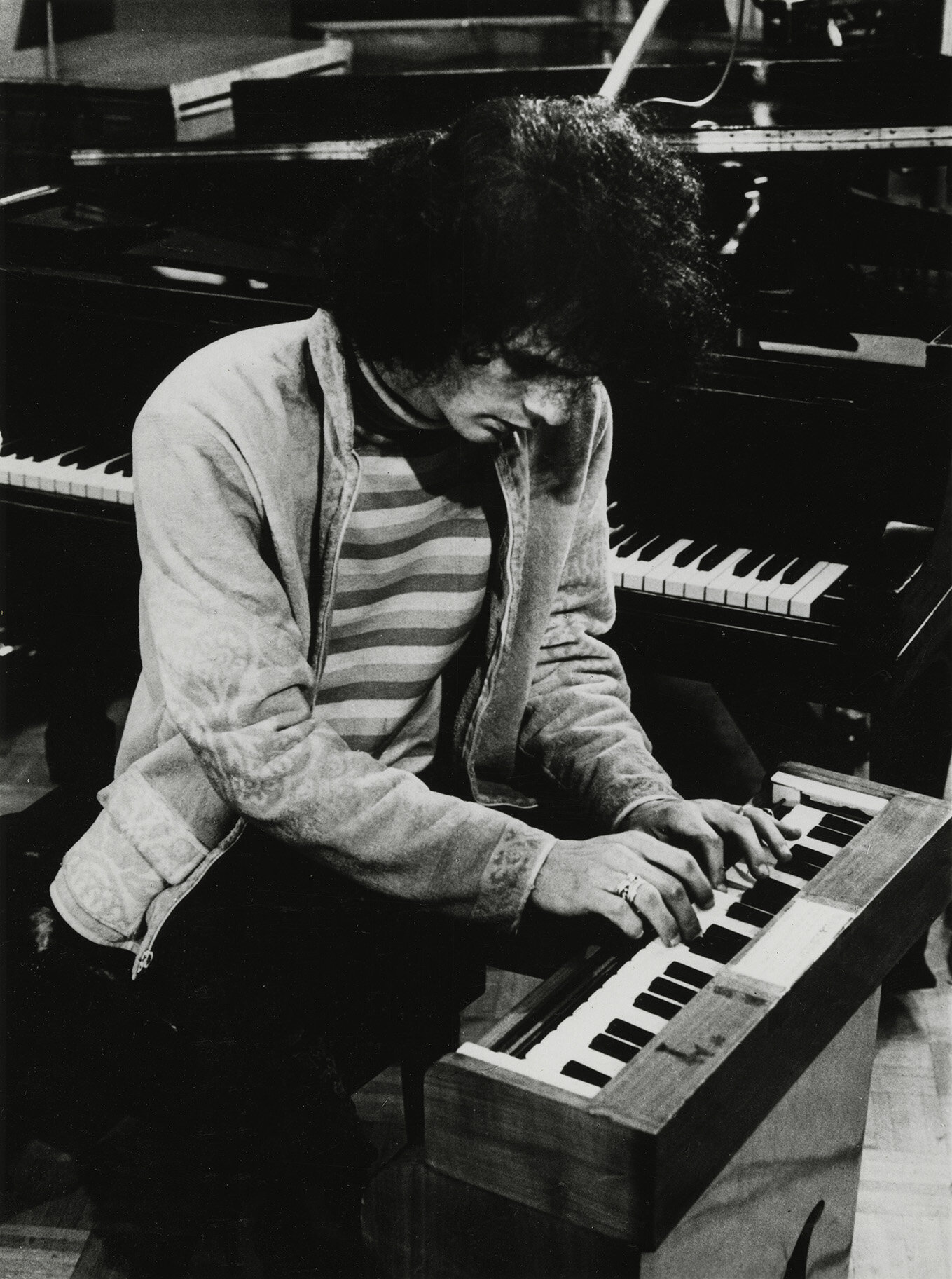 AlKooper-PlayingOndioline-Front-ForOndiolineDotCom.jpg