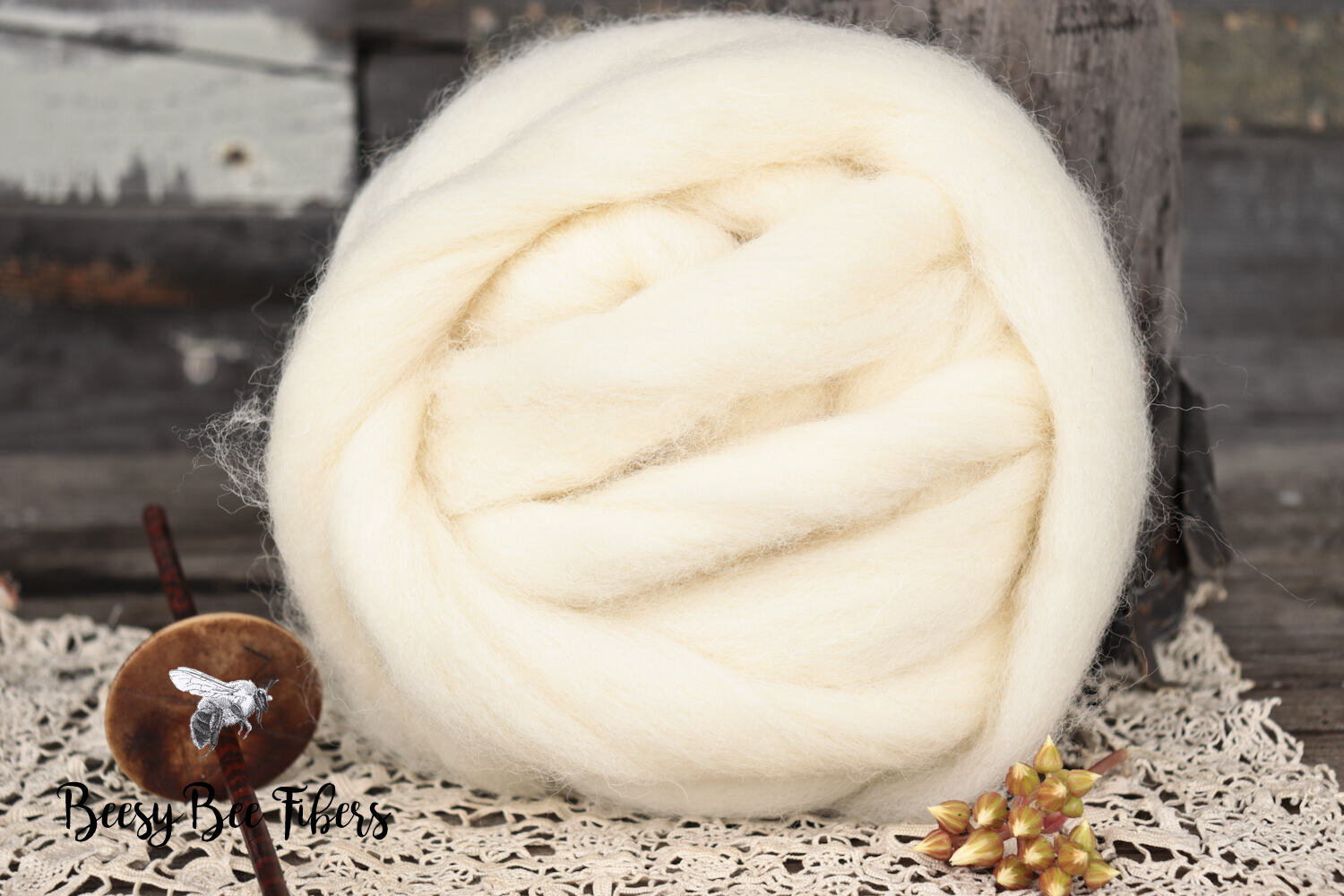 Desert Breeze 100% Natural White Wool Roving Top, USA Mill, 29.5 Micron, Un-Dyed, 8 oz Corriedale, Beige