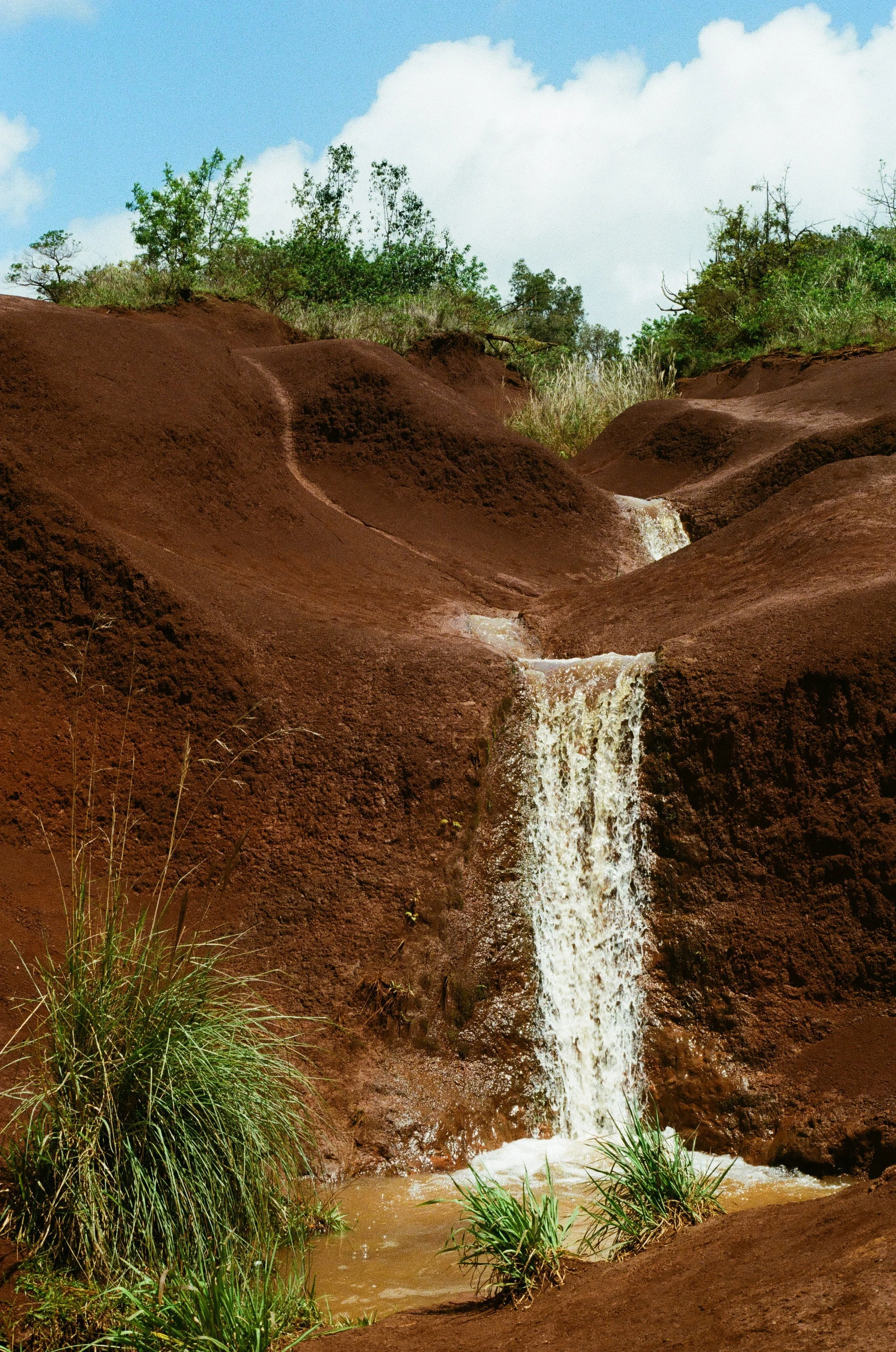 Waterfall Hawaii.jpg