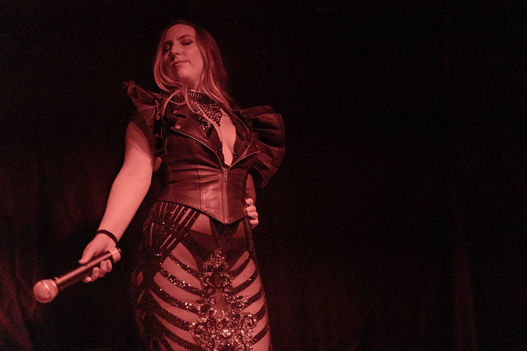 20251023_Poetry Brothel SD-18.jpg