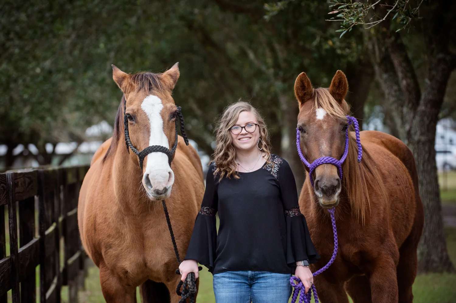 HORSE-SENIOR-PHOTO-KATY-TEXAS.jpg