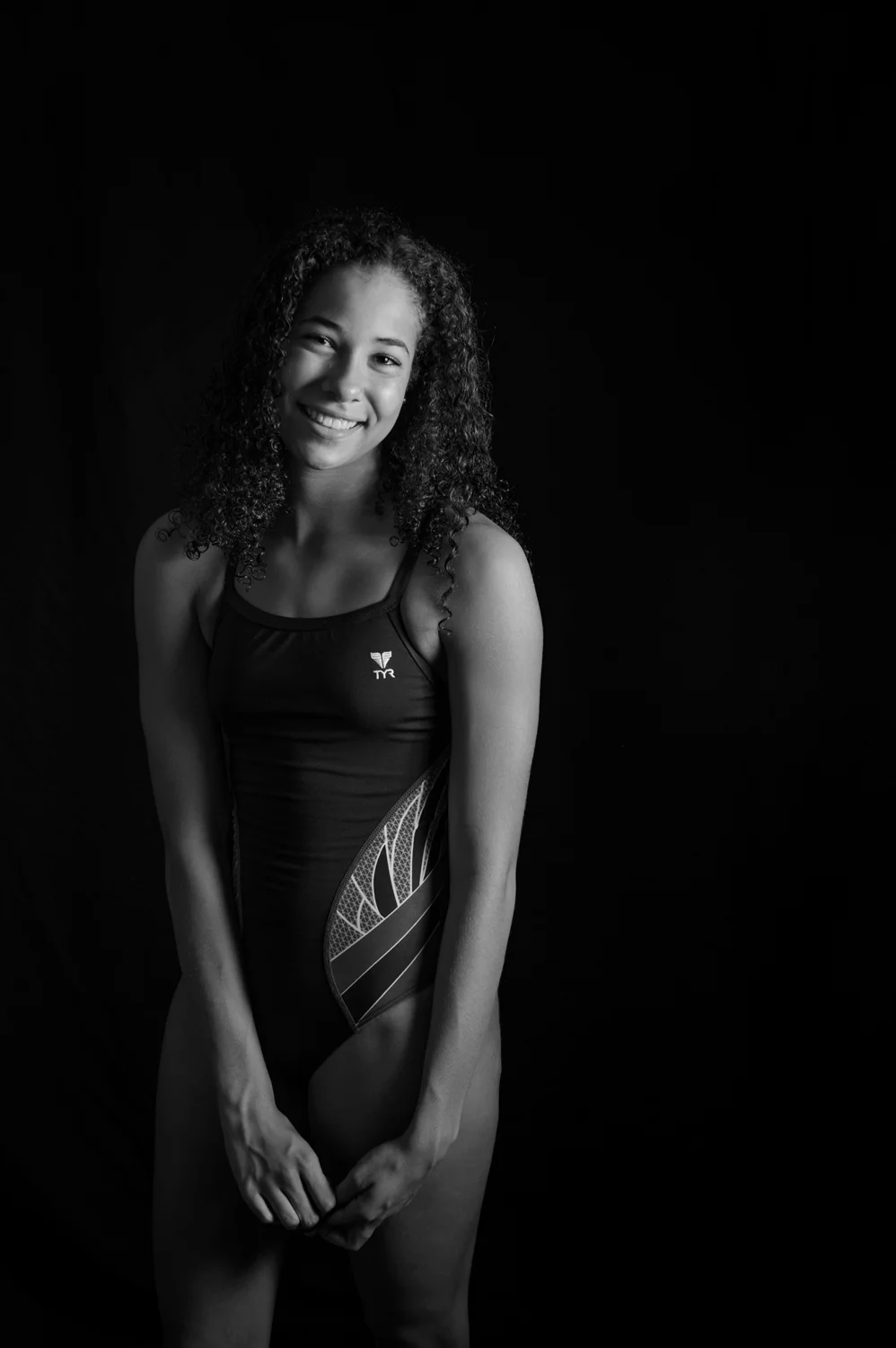 SWIM-PORTRAIT-KATY-TEXAS-PHOTOGRAPHER-2.jpg