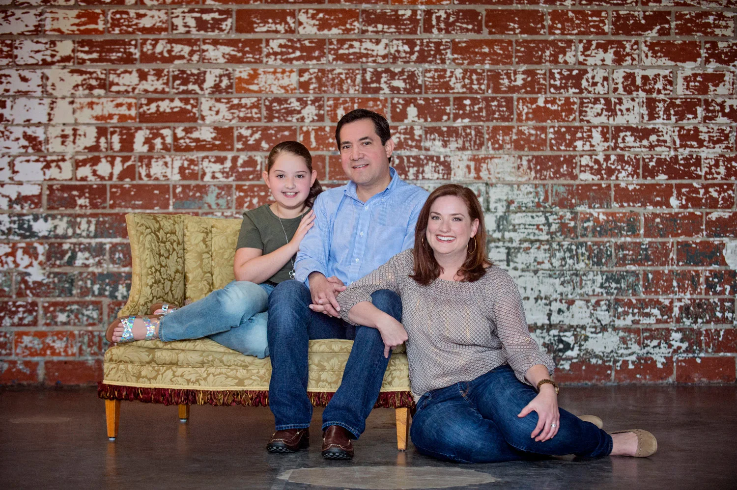studio-family-photogarphy-houston-texas.jpg