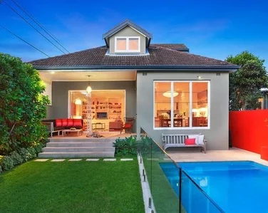 Bondi Adobe. Bondi beach Holiday Homes1.jpg