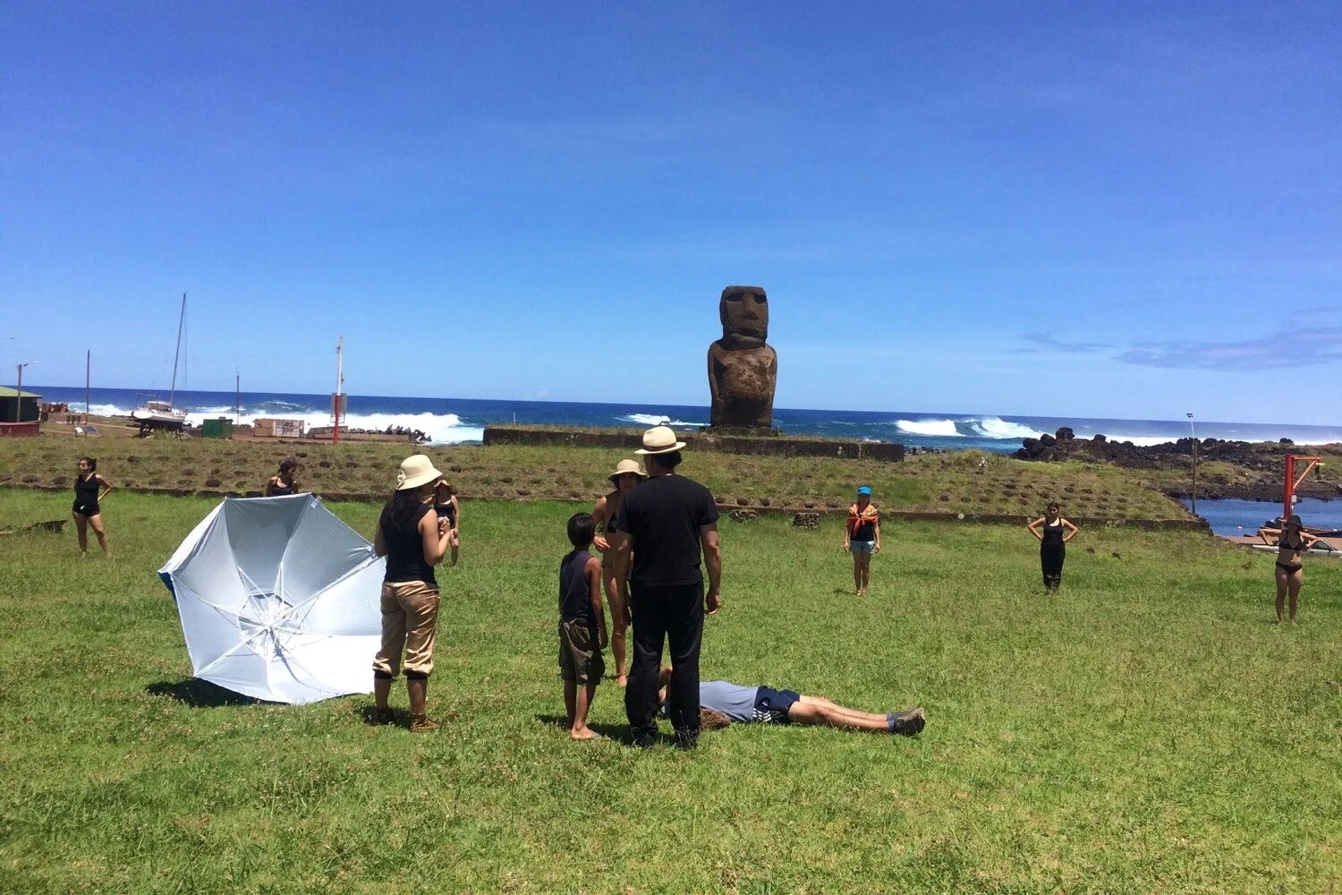 PINA BAUSCH FELLOWSHIP // CHILE // RAPA NUI [EASTER ISLAND] // Ceremonia de Memorias – Teatro a Mil in Rapa Nui Festival
