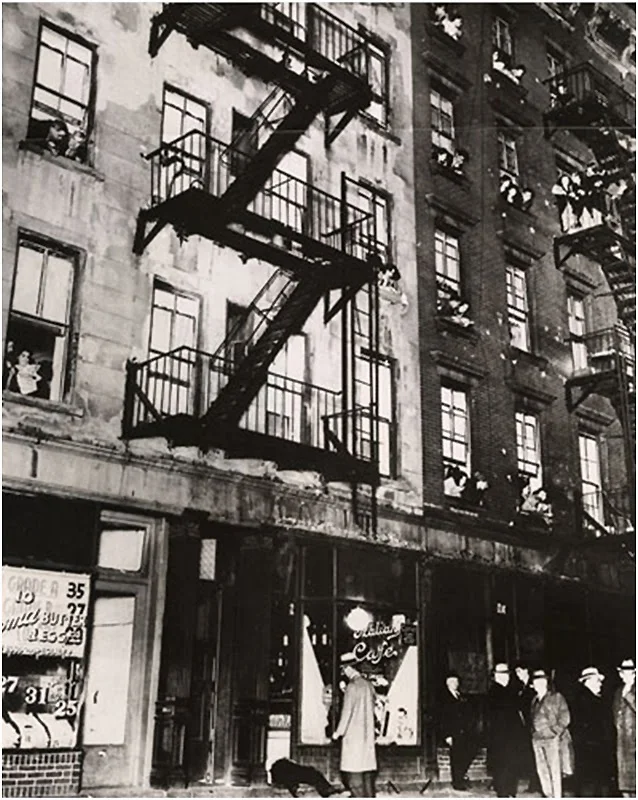 07_weegee_assassinato dono cafe prince street_1939.jpeg