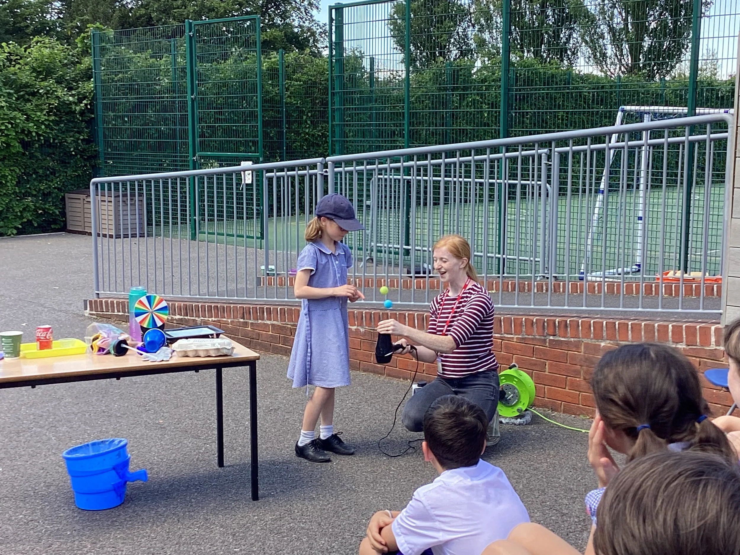 uks2 science show 5.JPG