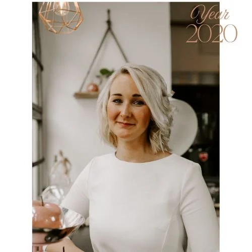 Türkis Weiß Quadrat Grunge Modern Strom Handwerker Logo.jpg