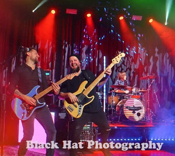 Nothing but good times at Q Casino last night! Seriously, thanks to everyone who came to check out the show. Next up, Ideal Theatre (which is almost sold out)! 

@qcasino | Black Hat Photography