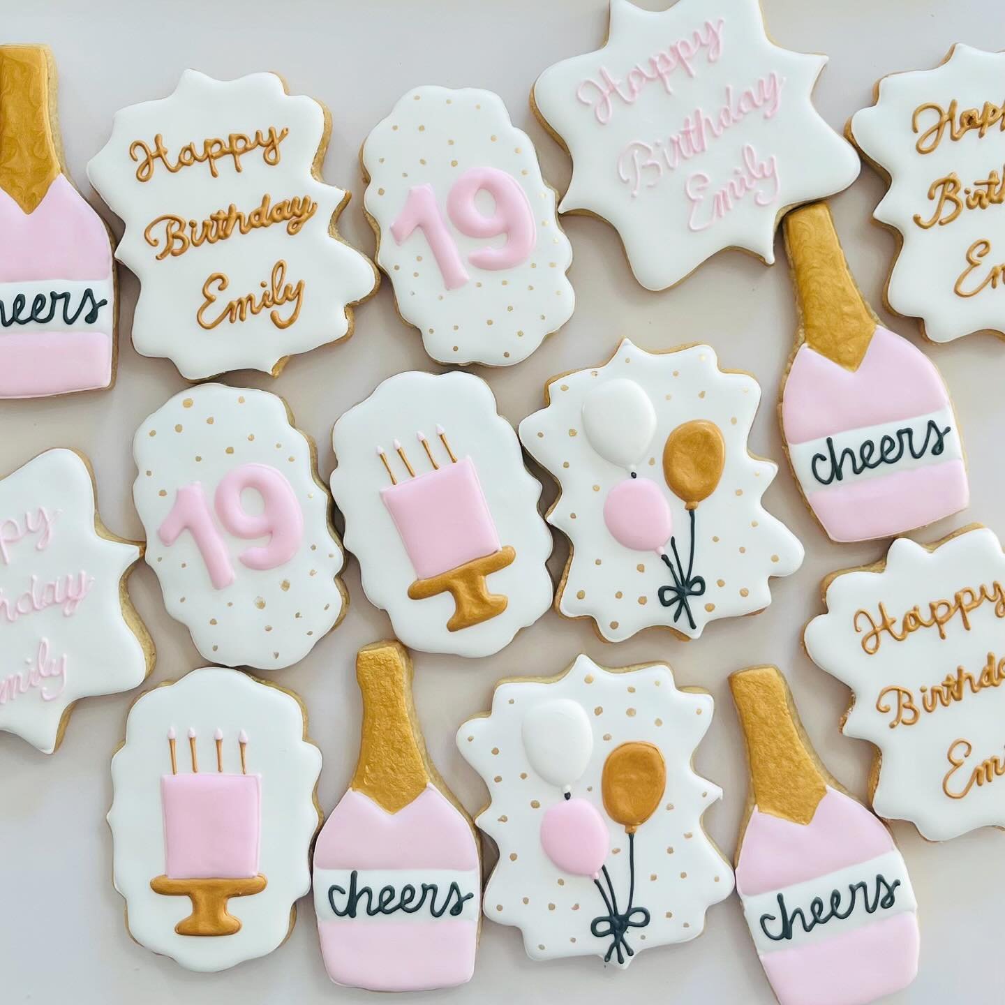 Birthday sugar cookies 🎉 
#sugarcookie #19thbirthdaysugarcookies