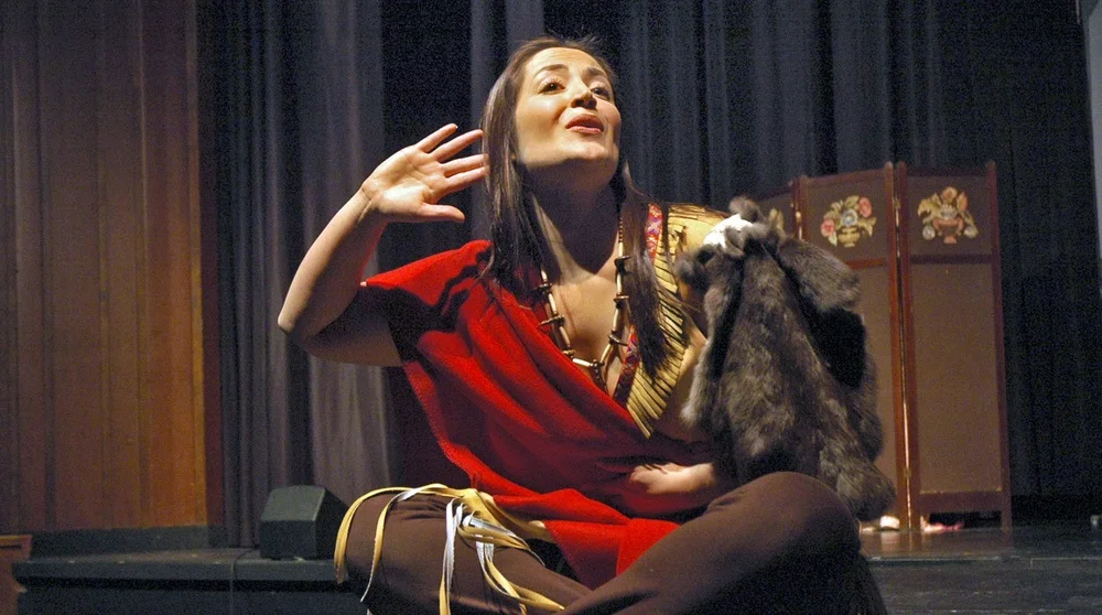 The story of trailblazing heroine Pauline Johnson by Dinah Christie and Tom Hil.