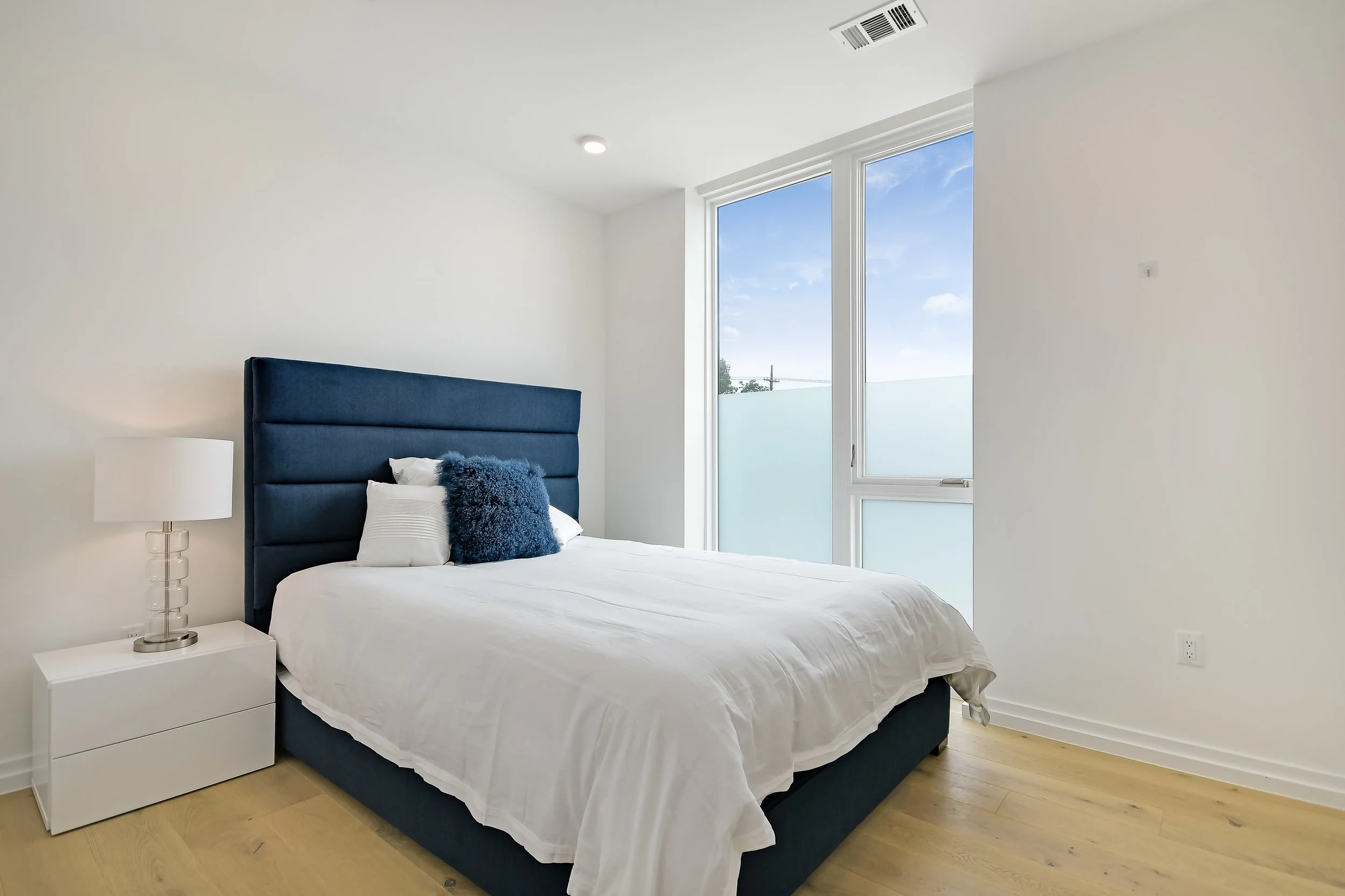 016_2nd Bedroom.jpg