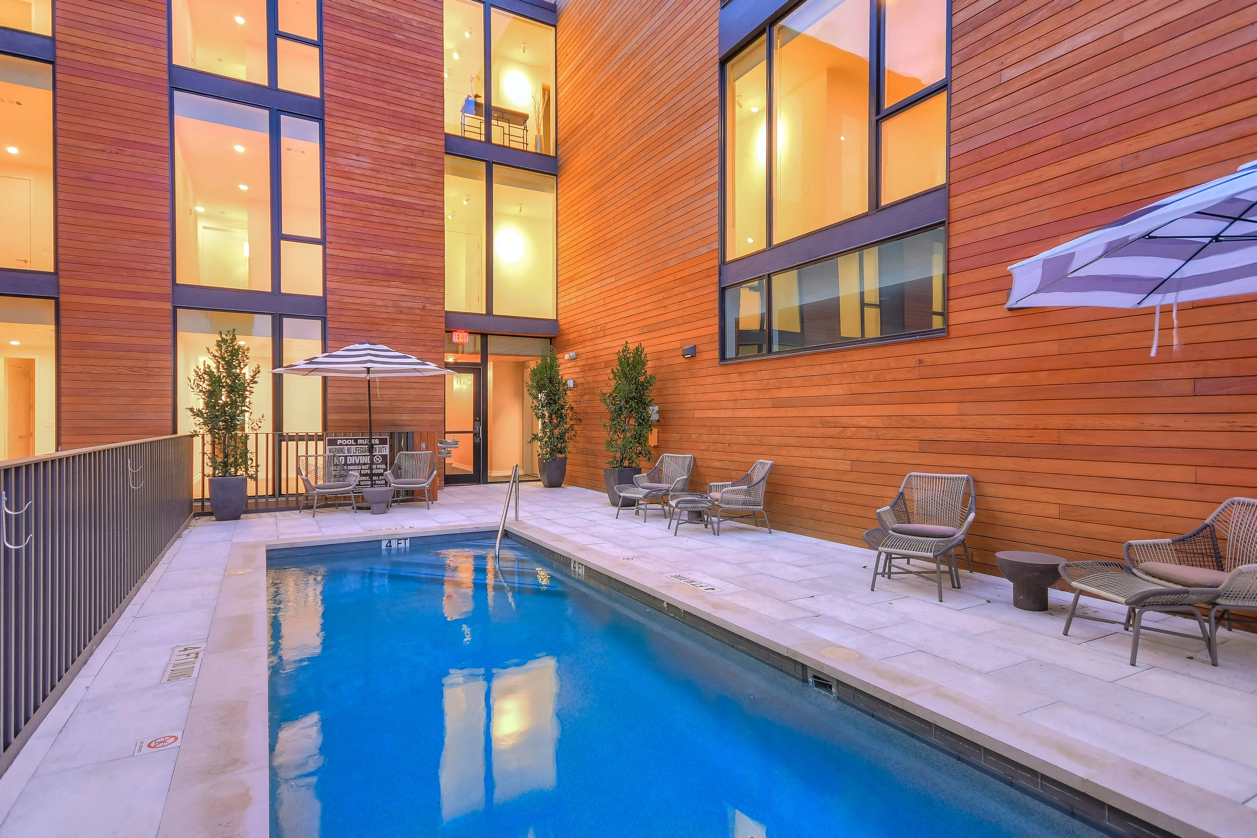 046_Pool Twilight .jpg