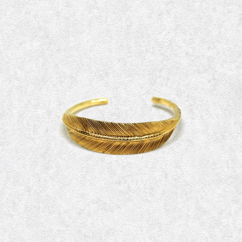 LEAF_BRACELET.jpg
