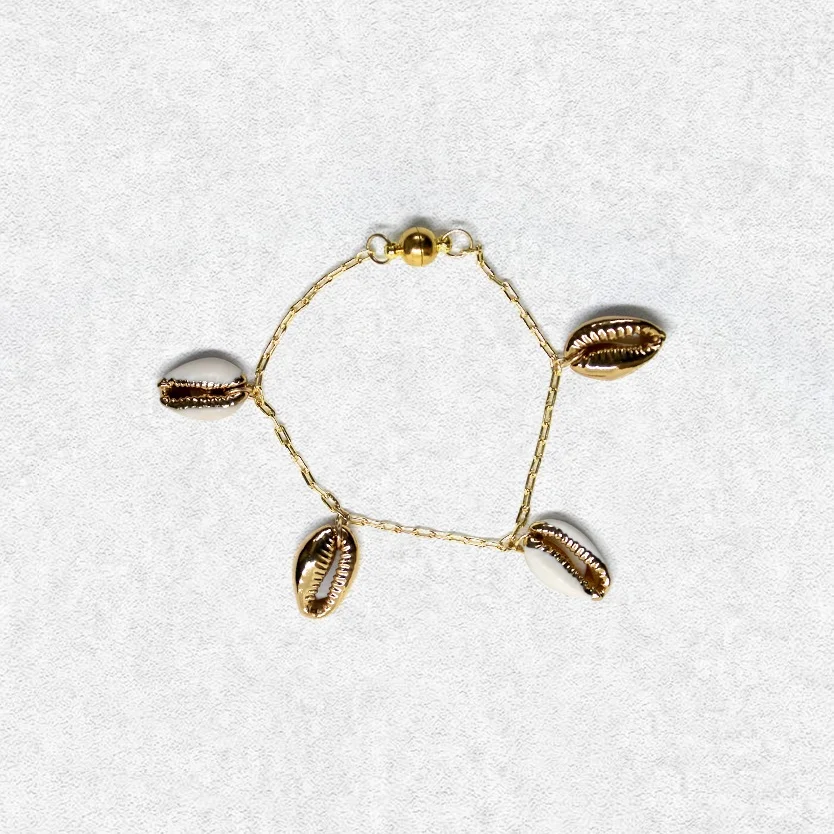SHELL_BRACELET.jpg