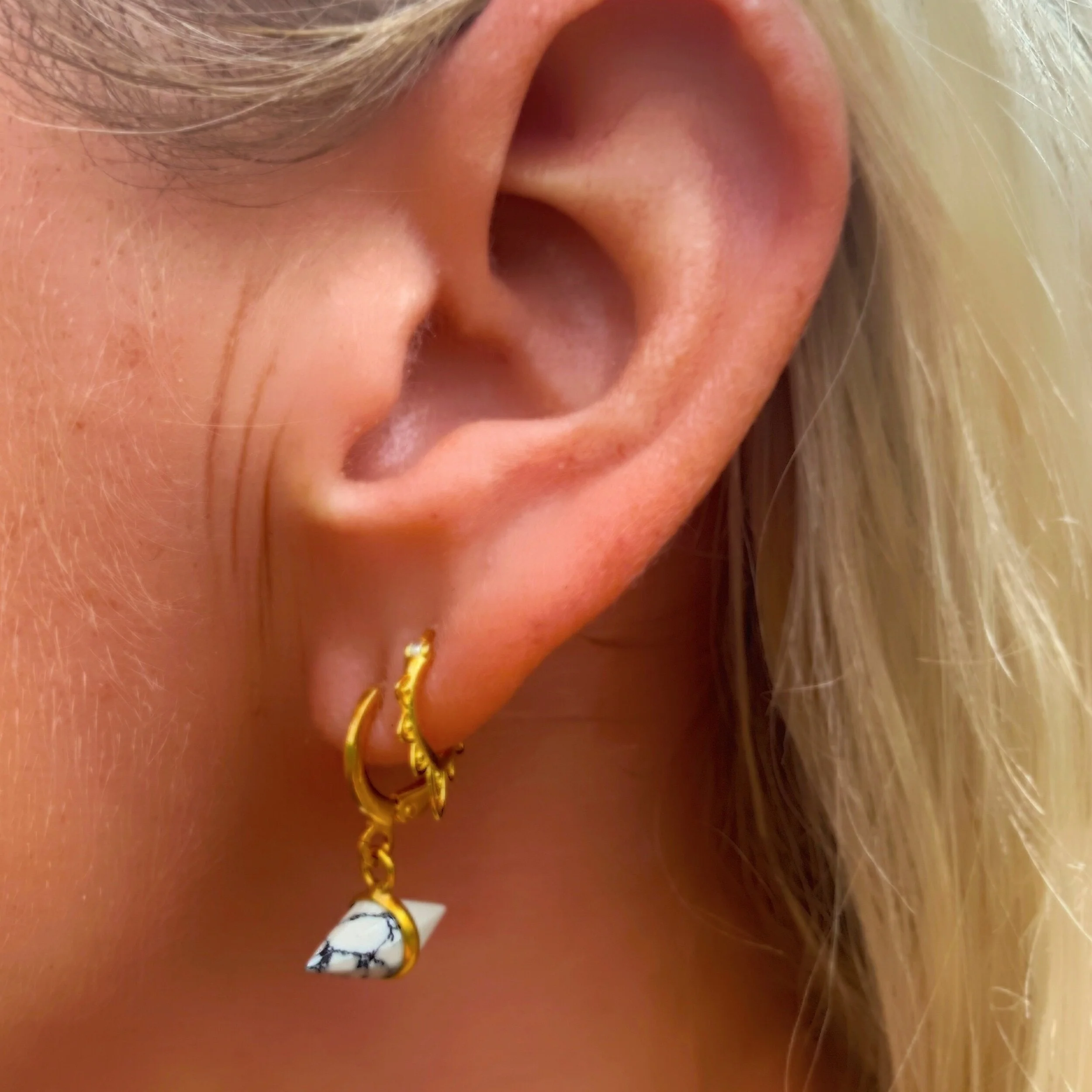 D529A5E8-9C16-46DB-87D4-48F364C67231