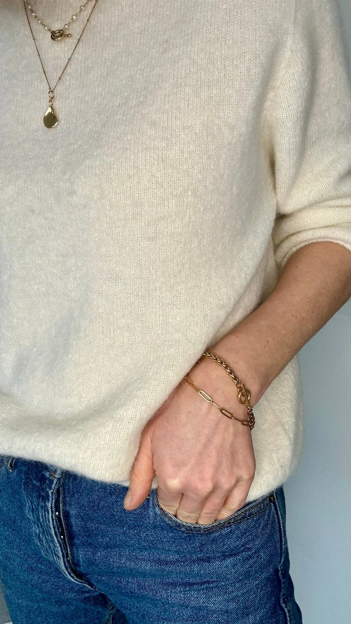 0082AD6C-4542-47D1-A27B-904484B7CF30