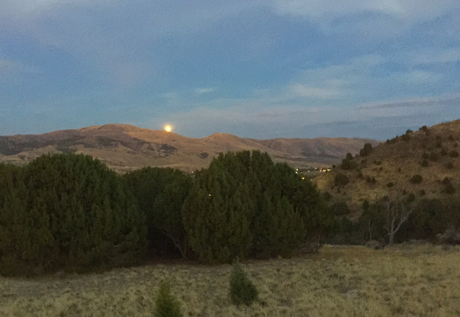 SEIE Pocatello Moonrise.jpg