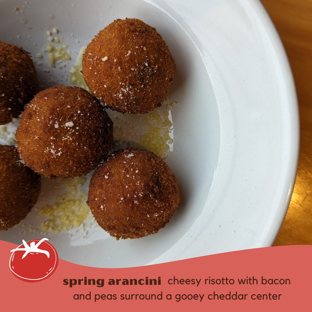 ❗️ SEASONAL SPECIAL ALERT ❗️

Spring Arancini ~ cheesy risotto with bacon and peas, surrounding a gooey cheddar center. Breaded and deep fried to golden brown. Delicious! *chef's kiss*

Dine-In * 294 Main St, Niantic
Delivery * VincitoriApizza.com 
T