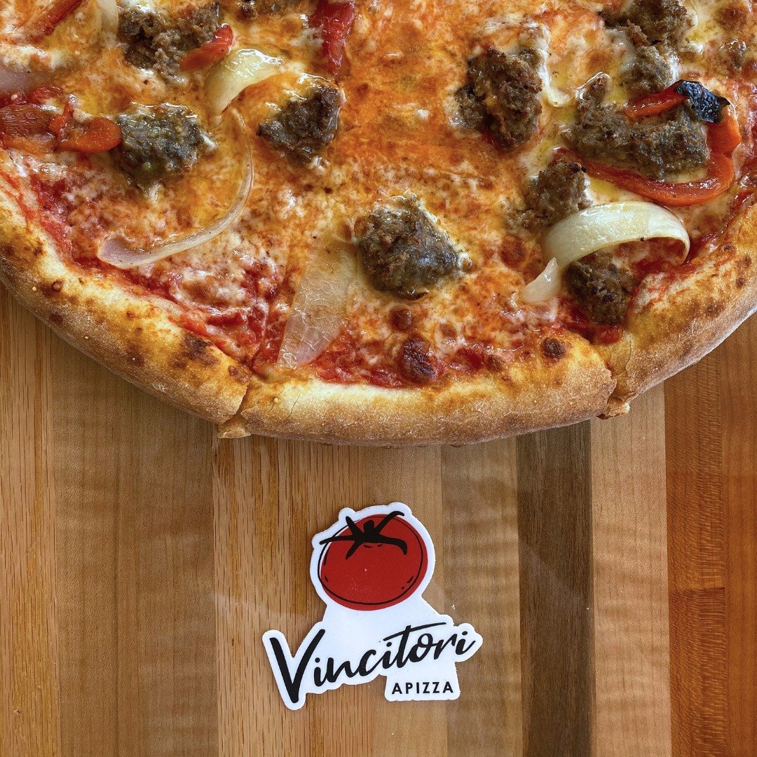 TGIF! Thank goodness it's friday - PIZZA NIGHT!

294 Main St, Niantic | 860-739-3136 | VincitoriApizza.com 

#pizzapiday #piday #sourdoughcrust #pizzaeveryday❤️🍕 #apizza #nianticmainstreet #sourdoughpizza #vincitori #ctpizzatrail #pizzadelivery #bes