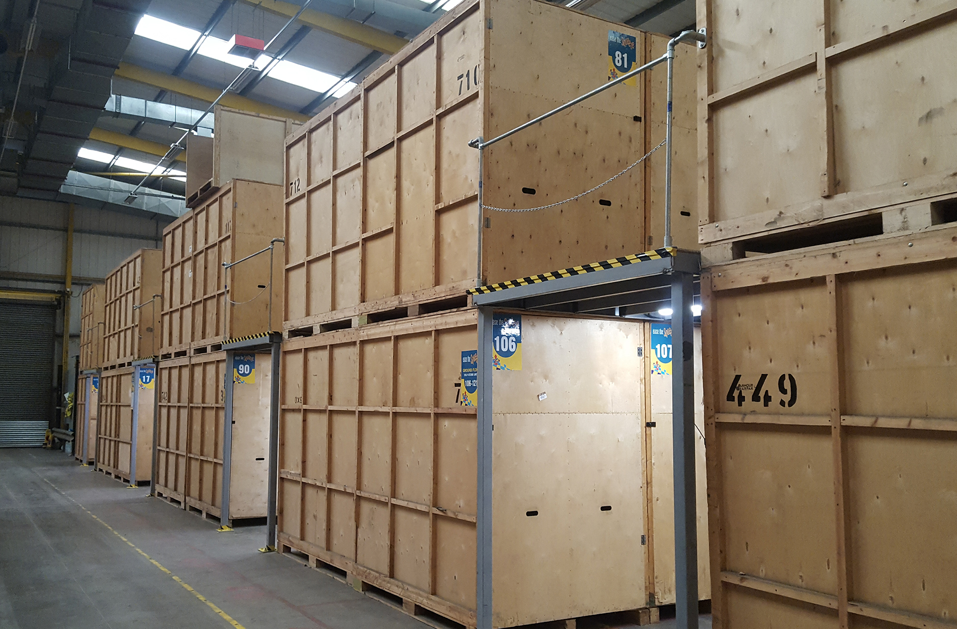 ease-the-squeeze-edinburgh-scotland-storage.jpg