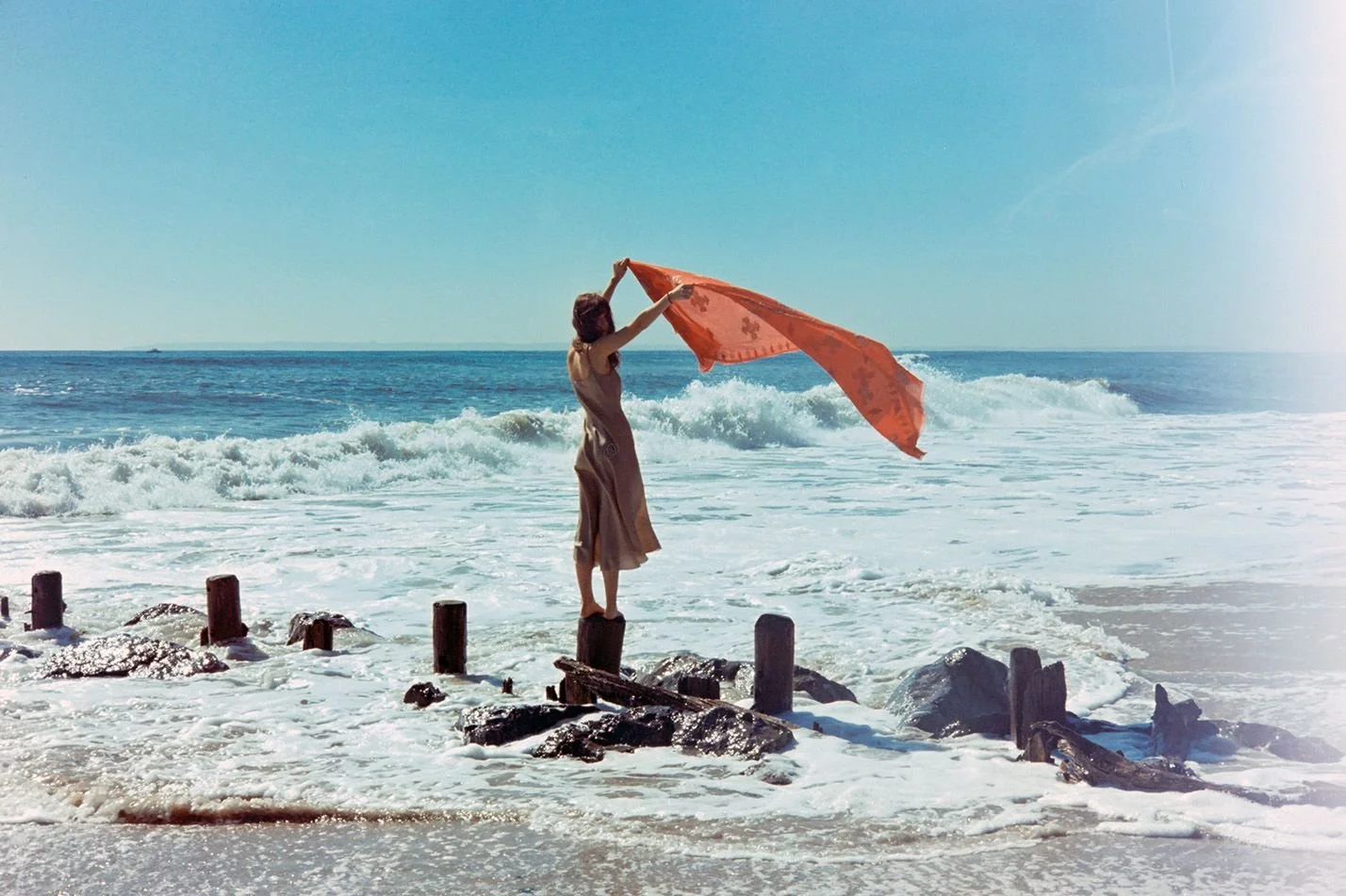  Shot on film, edited on film. 16mm. Music by Emahoy Tseque-Maryam Gebrou.  