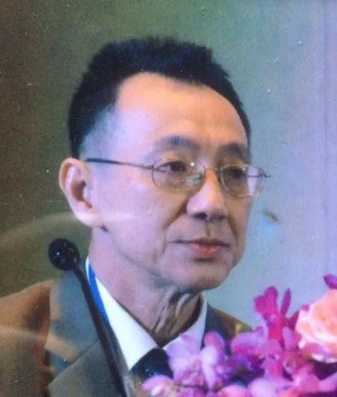 รัชต์ วงศ์ตรังคพันธ์